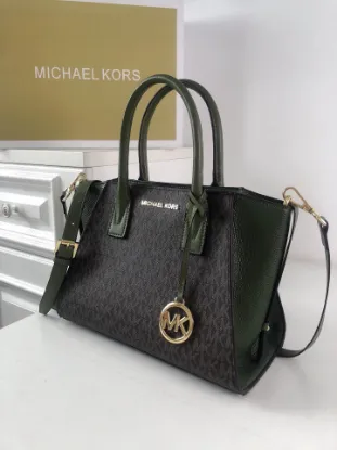 Picture of Mk Shoulder Crossbody Model:2115 L:28 H:22 W:14