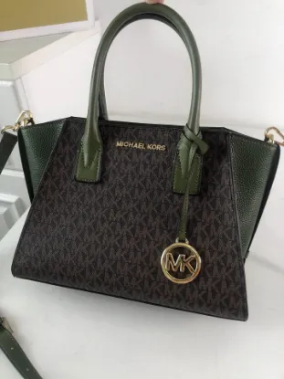 Picture of Mk Shoulder Crossbody Model:2115 L:28 H:22 W:14