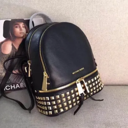 Picture of Mk Shoulder Crossbody Model:2115 L:28 H:22 W:14