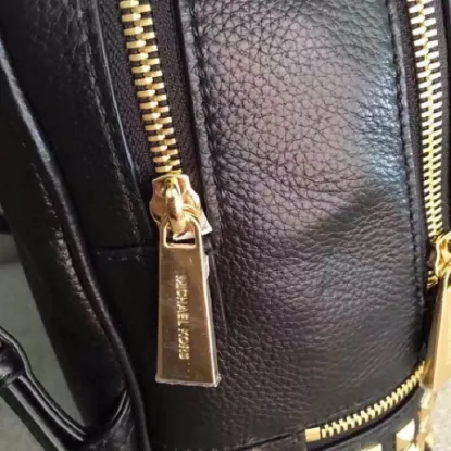 Picture of Mk Shoulder Crossbody Model:2115 L:28 H:22 W:14