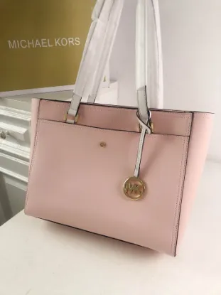 Picture of MK Simple and refined Model: 2122 Low 32 High 27 Width 12