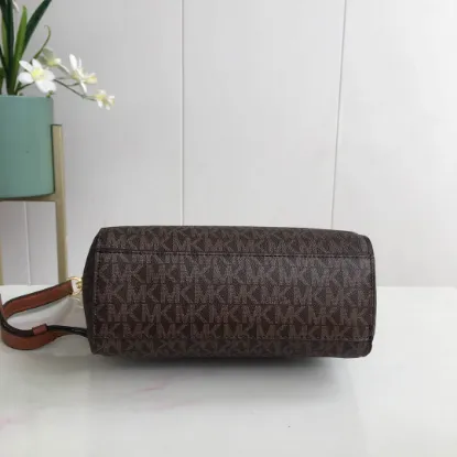 Picture of MK Sinclair Handbag Crossbody Model: 2113 Size 25m Height: 25m Width: 9*300