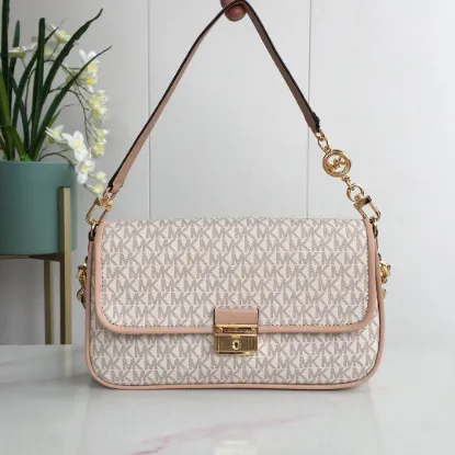 Picture of MK Splicing shoulder strap Size: 26CM*14CM*4CM Model: 9933300
