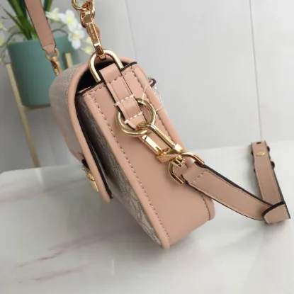 Picture of MK Splicing shoulder strap Size: 26CM*14CM*4CM Model: 9933300