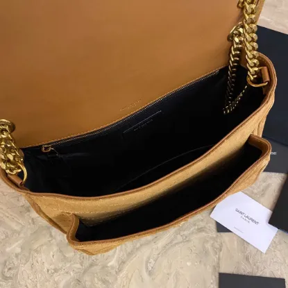 Picture of Cowhide bag Size: 28x20x8cm Code: 498894