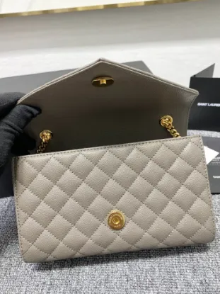 Picture of Envelope bag Size：21x13x6cm Code：392745
