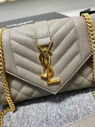 Picture of Envelope bag Size：21x13x6cm Code：392745