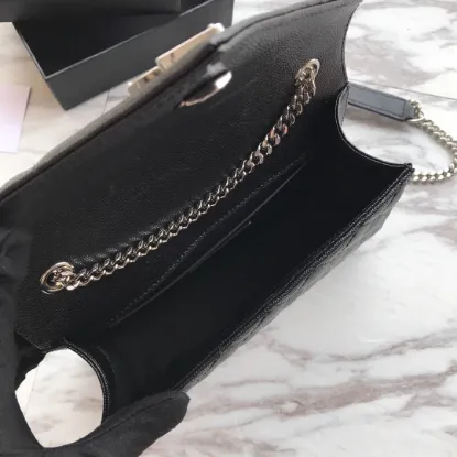 Picture of Envelope bag Size：21x13x6cm Code：392745