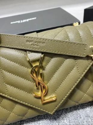 Picture of Envelope bag Size：21x13x6cm Code：392745