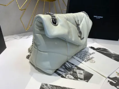 Picture of Lambskin bag Size: 29x17x11cm Model: 577476