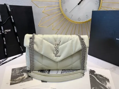Picture of Lambskin bag Size: 29x17x11cm Model: 577476