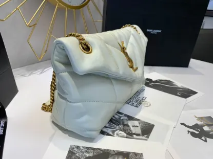 Picture of Lambskin bag Size: 29x17x11cm Model: 577476
