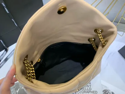 Picture of Lambskin bag Size:29x17x11cm Model:577476