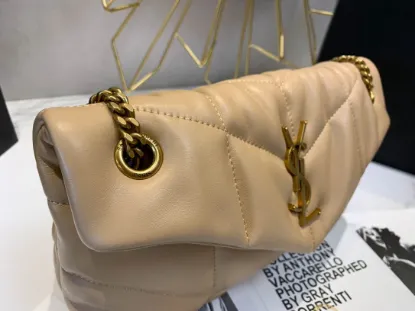 Picture of Lambskin bag Size:29x17x11cm Model:577476