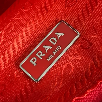 Picture of Prada Underarm Bag 1BH204 Size: 22x12cm