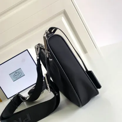 Picture of Prada Underarm Bag 1BH204 Size: 22x12cm