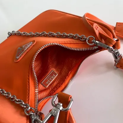 Picture of Prada Underarm Bag 1BH204 Size: 22x12cm