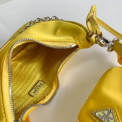 Picture of Prada Underarm Bag 1BH204 Size: 22x12cm