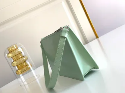Picture of Prada Underarm Bag Size: 20X12cm 1BC156