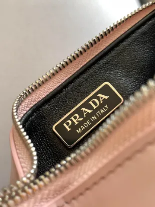 Picture of Prada Underarm Bag Size: 20X12cm 1BC158