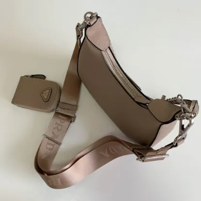 Picture of Prada Underarm Bag Size: 23x17cm 1BH208