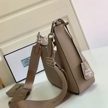 Picture of Prada Underarm Bag Size: 23x17cm 1BH208