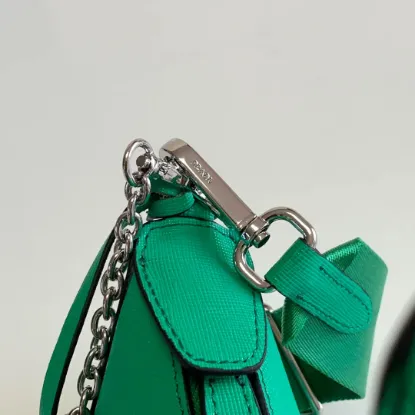 Picture of Prada Underarm Bag Size: 23x17cm 1BH209