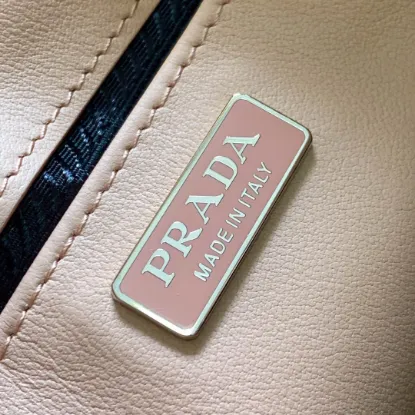 Picture of Prada Underarm Bag Size: 27x21.5cm 1BC499