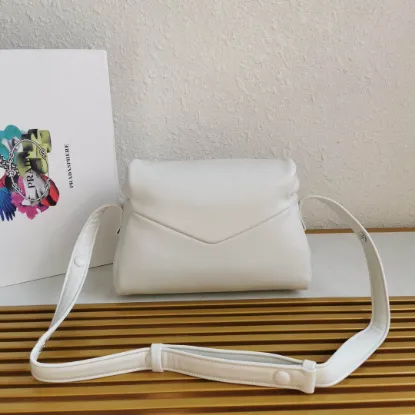 Picture of Prada Women's Bag 32x21cm 1BC165