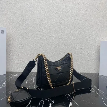 Picture of Prada Women's Bag Size: 24x17cm 1BC151