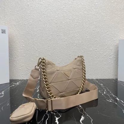 Picture of Prada Women's Bag Size: 24x17cm 1BC151