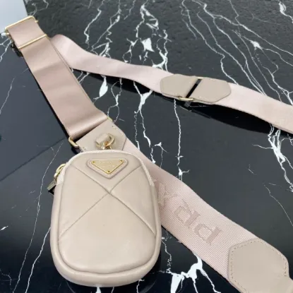 Picture of Prada Women's Bag Size: 24x17cm 1BC151