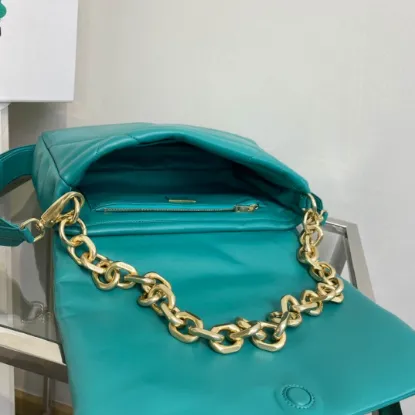 Picture of Prada Women's Bag Size:31x19cm 1BD306