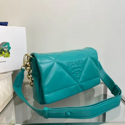 Picture of Prada Women's Bag Size:31x19cm 1BD306