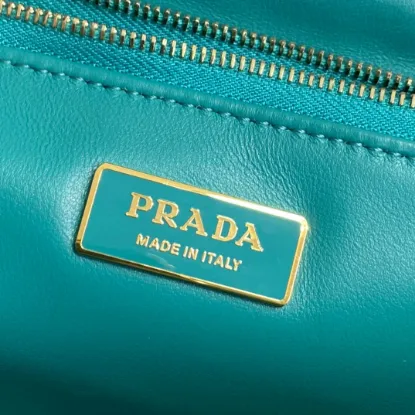 Picture of Prada Women's Bag Size:31x19cm 1BD306