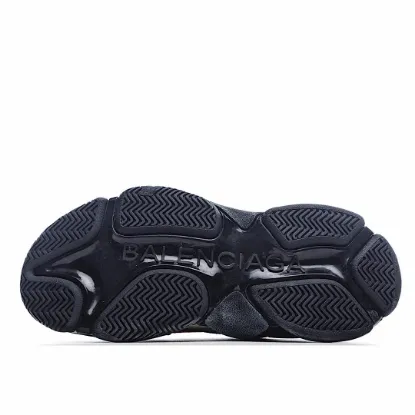 Picture of BALENCIAGA TRIPLE S DAD SHOES RUNNING SHOES