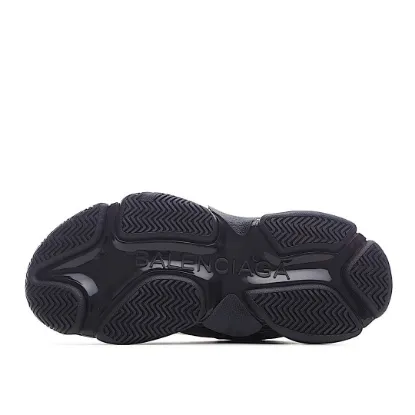 Picture of BALENCIAGA TRIPLE S DAD SHOES RUNNING SHOES