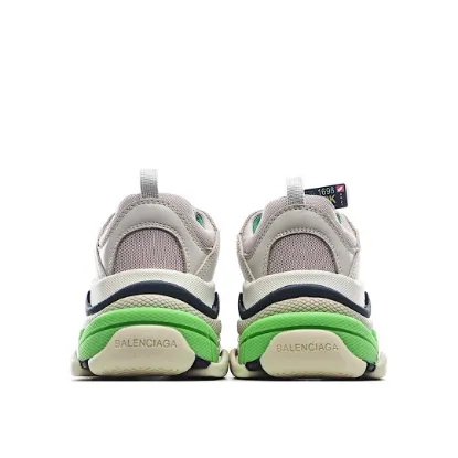 Picture of BALENCIAGA TRIPLE S DAD SHOES RUNNING SHOES