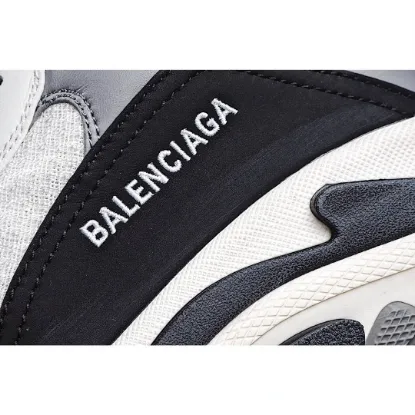Picture of BALENCIAGA TRIPLE S DAD SHOES RUNNING SHOES