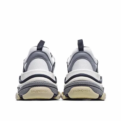 Picture of BALENCIAGA TRIPLE S DAD SHOES RUNNING SHOES
