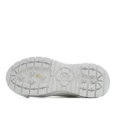 Picture of LOUIS VUITTON SQUAD SNEAKER HIGH HIGH-TOP SNEAKERS