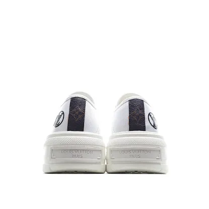 Picture of LOUIS VUITTON SQUAD SNEAKER HIGH HIGH-TOP SNEAKERS