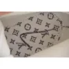Picture of LOUIS VUITTON SQUAD SNEAKER HIGH HIGH-TOP SNEAKERS