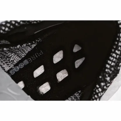 Picture of Adidas PureBoost Go'Carbon'