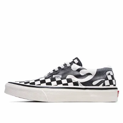 Picture of VANS OLD SKOOL CASUAL SHOES SKATE SHOES