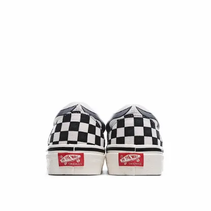 Picture of VANS OLD SKOOL CASUAL SHOES SKATE SHOES