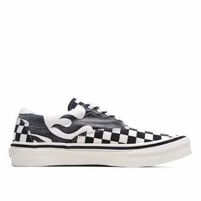 Picture of VANS OLD SKOOL CASUAL SHOES SKATE SHOES