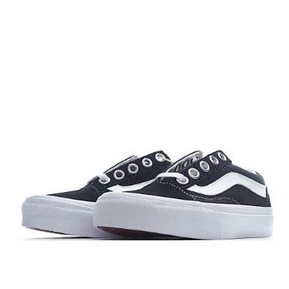 Picture of VANS OLD SKOOL CASUAL SHOES SKATE SHOES