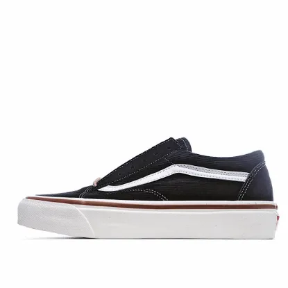 Picture of VANS OLD SKOOL CASUAL SHOES SKATE SHOES