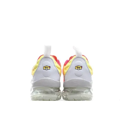 Picture of NIKE WMNS AIR VAPORMAX PLUS 'REVERSE SUNSET'